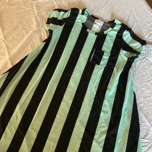 NWT LuLaRoe Scarlett - Size 12